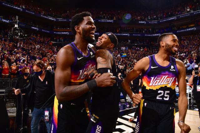 太阳手握2比0还将迎回保罗？西决胜利天平已经倾斜